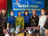 Đoàn TN phường Phương Lâm phối hợp  tặng quà cho bà con nhân dân có hoàn cảnh khó khăn xã Cuối Hạ- Kim Bôi.